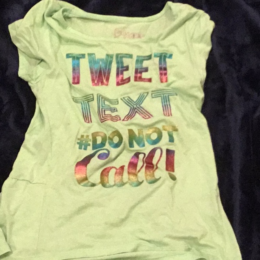 A green shirt